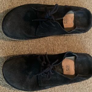 Birkenstock Gary suede black leather shoes size 37, gently worn .
